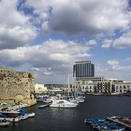 A 50 M Dal Mare * Torre San Giovanni Ugento