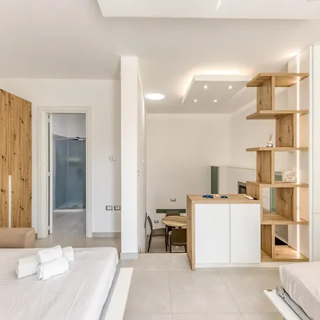 A 50 M Dal Mare Apartment *