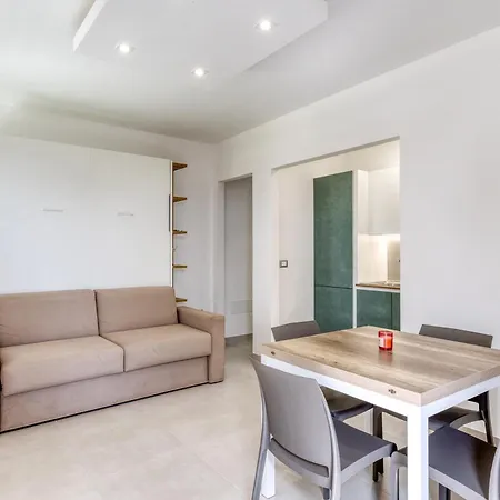 Apartman A 50 M Dal Mare *